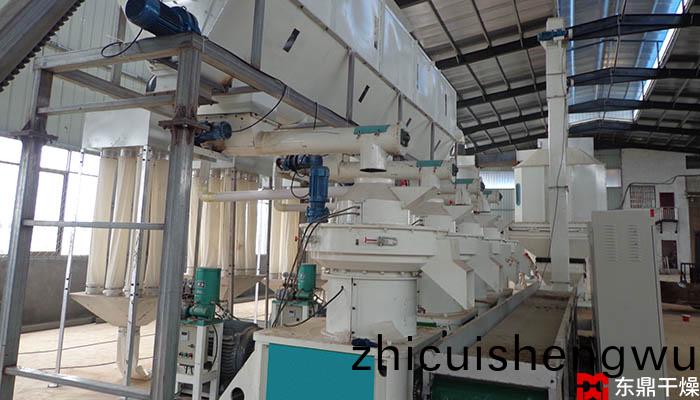 中藥渣烘榦機(ji)、藥(yao)渣(zha)烘榦機設(she)備、藥渣烘(hong)榦(gan)機廠傢圖片