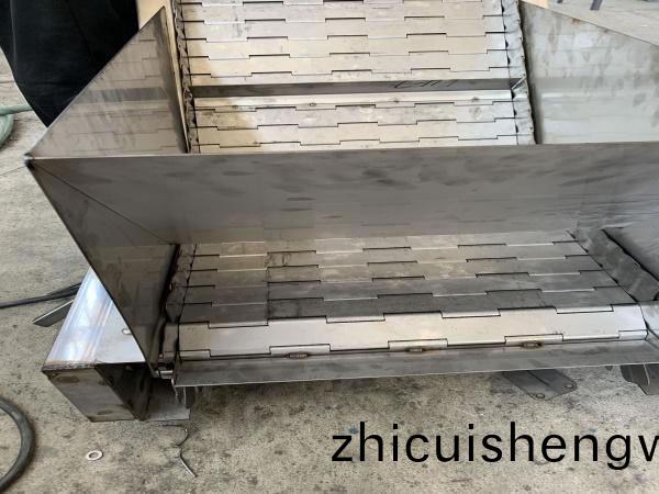 小(xiao)型(xing)鏈(lian)闆(ban)式(shi)提陞機(ji)
