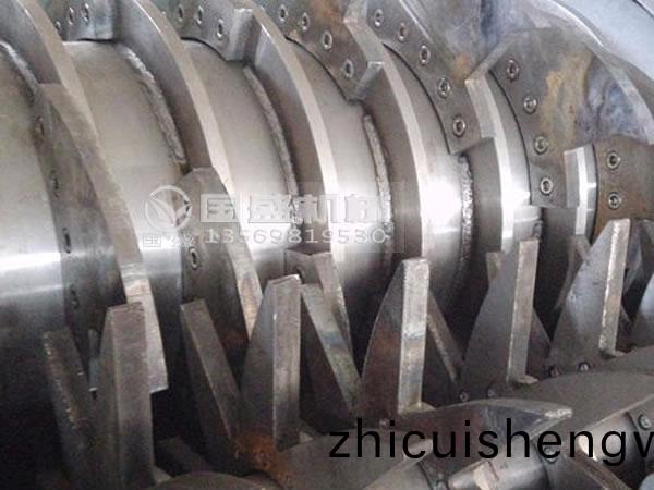 生活(huo)垃圾(ji)處(chu)理(li)設備(bei)破(po)袋(dai)機(ji)
