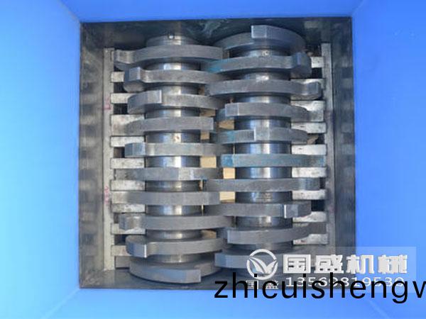 金(jin)屬(shu)撕碎(sui)機(ji)