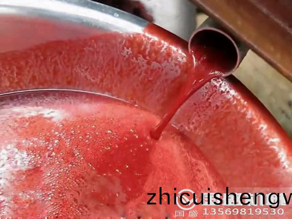 桑葚(ren)螺(luo)鏇壓搾(zha)機(ji)