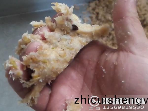 棃汁(zhi)飲(yin)料壓搾機