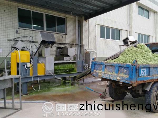 廚餘(yu)垃圾壓搾機(ji)現場(chang)圖
